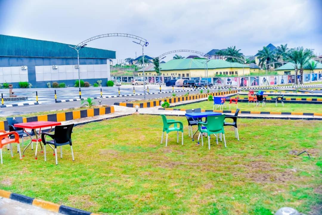 Murphy'S Mansion Resort Umuahia المظهر الخارجي الصورة